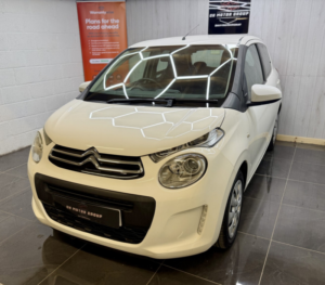 2016 Citroen C1 1.0 Vti Feel in White — image 3