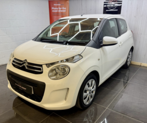 2016 Citroen C1 1.0 Vti Feel in White — image 6