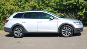 2015 SEAT Leon 2.0 Tdi X-Perience Se in Silver — image 3