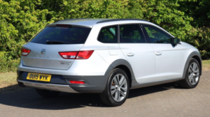 2015 SEAT Leon 2.0 Tdi X-Perience Se in Silver — image 4