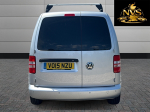 2015 Volkswagen Caddy 1.6 Tdi Bluemotion Tech C20 Highline in Silver — image 6