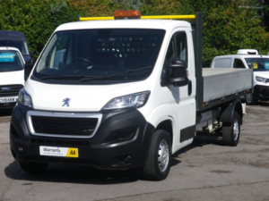 2019 Peugeot Boxer 2.0 Bluehdi 335 Built For Business L3 Dropside in White — image 4