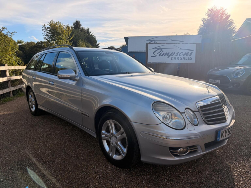 2009 Mercedes-Benz E Class 2.1 E220 Cdi Avantgarde 5dr in Silver — image 1
