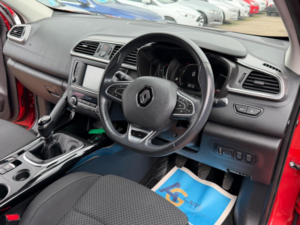 2018 Renault Kadjar 1.5 Dci Dynamique Nav Euro 6 (s/s) 5dr in Red — image 3