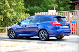 2017 Ford Focus St-3 2.0 Ecoboost - Rare Estate Model - 27,800 Miles. Fsh. Sync 3, Camera, Sony - 2 Owners - Blue in Blue — image 2