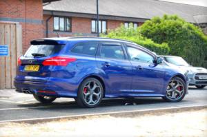2017 Ford Focus St-3 2.0 Ecoboost - Rare Estate Model - 27,800 Miles. Fsh. Sync 3, Camera, Sony - 2 Owners - Blue in Blue — image 6