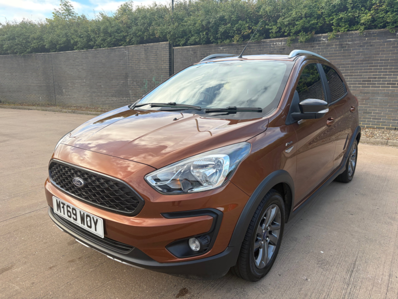 2019 Ford Ka+ 1.2 Ti-Vct Active Hatchback 5dr Petrol Manual Euro 6 (s/s) (85 Ps) in Bronze — image 1