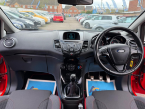 2015 Ford Fiesta 1.0t Ecoboost Zetec S Red Edition Euro 6 (s/s) 3dr in Red — image 2
