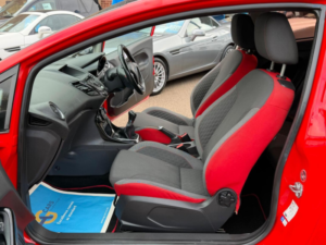 2015 Ford Fiesta 1.0t Ecoboost Zetec S Red Edition Euro 6 (s/s) 3dr in Red — image 4