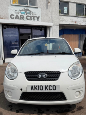 2010 Kia Picanto 1.0 1 5dr in White — image 2