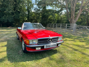 1987 Mercedes-Benz Sl 3.0 in Red — image 4