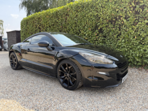 2013 Peugeot Rcz 2.0 Hdi Magnetic in Black — image 6