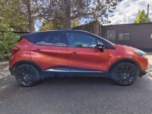 2015 Renault Captur 1.5 Signature Energy Dci 90 Stop & Start in Red — image 5