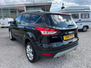 2014 Ford Kuga 2.0 Tdci Zetec 2WD Euro 5 5dr in Black — image 4