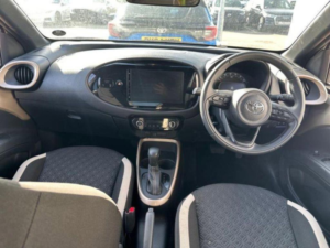 2024 Toyota Aygo X Vvt-I Edge in Gold — image 4