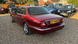 2005 Jaguar Xj 3.0 Xj6 4dr in Red — image 4