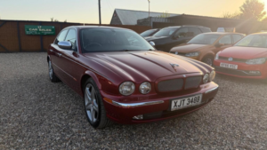 2005 Jaguar Xj 3.0 Xj6 4dr in Red — image 5