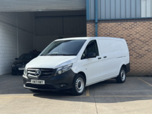 2021 Mercedes-Benz Vito 2.0 116 Cdi Progressive G-Tronic Rwd L3 Euro 6 (s/s) 5dr (xlwb) in White — image 2