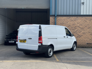 2021 Mercedes-Benz Vito 2.0 116 Cdi Progressive G-Tronic Rwd L3 Euro 6 (s/s) 5dr (xlwb) in White — image 6