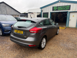 2015 Ford Focus 1.0t Ecoboost Titanium Hatchback 5dr Petrol Manual Euro 6 (s/s) (125 Ps) in Grey — image 4