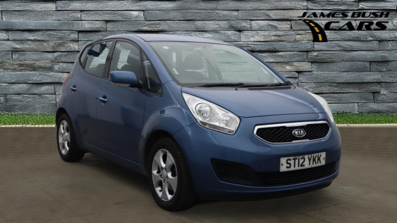 2012 Kia Venga 1.6 2 in Blue — image 1