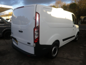 2016 Ford Transit Custom 2.2 Tdci 270 Econetic Fridge Van in White — image 6