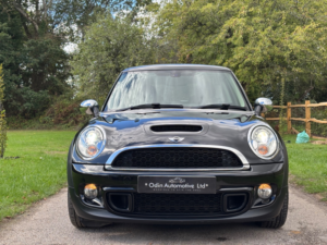 2012 MINI Hatch 1.6 Cooper S Hatchback 3dr Petrol Manual Euro 5 (s/s) (184 Ps) in Black — image 4