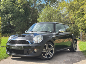 2012 MINI Hatch 1.6 Cooper S Hatchback 3dr Petrol Manual Euro 5 (s/s) (184 Ps) in Black — image 6