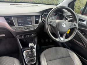 2018 Vauxhall Crossland X 1.2 Turbo Gpf Elite Euro 6 (s/s) 5dr in Red — image 3
