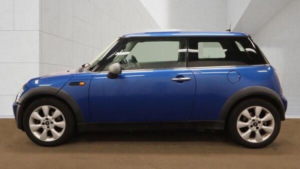 2006 MINI Hatch 1.6 One Euro 4 3dr in Blue — image 6