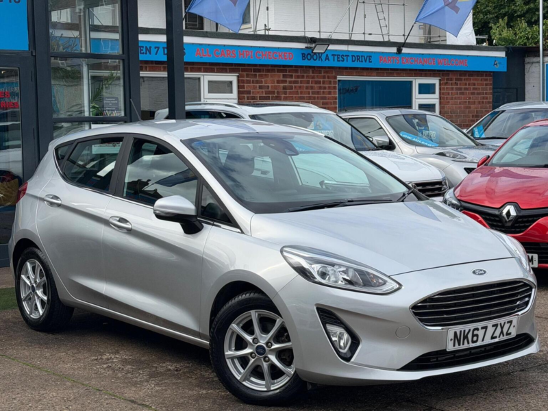 2017 Ford Fiesta 1.1 Ti-Vct Zetec Euro 6 (s/s) 5dr in Silver — image 1