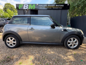 2009 MINI Hatch 1.4 One Graphite Euro 4 3dr in Silver — image 5