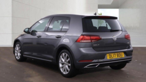 2017 Volkswagen Golf 1.6 Tdi Bluemotion Tech Gt Euro 6 (s/s) 5dr in Grey — image 3