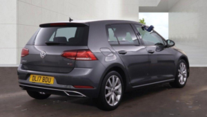 2017 Volkswagen Golf 1.6 Tdi Bluemotion Tech Gt Euro 6 (s/s) 5dr in Grey — image 4