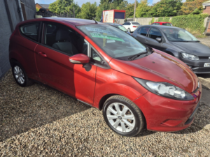 2009 Ford Fiesta 1.3 Edge in Red — image 2
