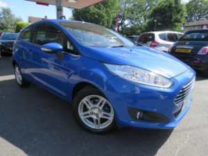 2013 Ford Fiesta 1.0 Zetec Euro 5 (s/s) 3dr in Blue — image 2