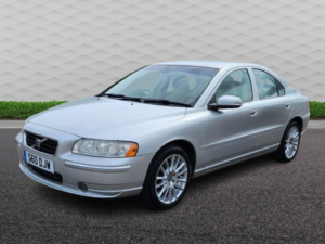 2008 Volvo S60 2.0t Se Lux 4dr in Silver — image 3
