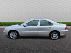 2008 Volvo S60 2.0t Se Lux 4dr in Silver — image 6