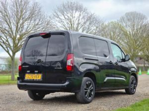 2020 Citroen Berlingo 1.5 Bluehdi 950 Driver Xl Eat8 Lwb Euro 6 (s/s) 6dr in Black — image 4