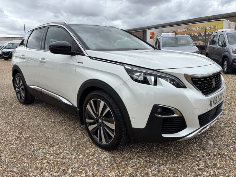 2019 Peugeot 3008 1.2 Puretech Gt Line in White — image 1