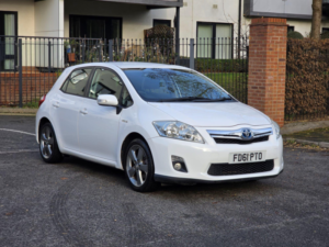 2011 Toyota Auris