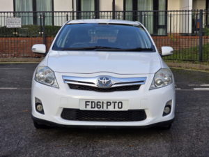 2011 Toyota Auris 1.8 Vvt-H T Spirit CVT Euro 5 (s/s) 5dr in White — image 2