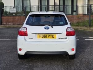 2011 Toyota Auris 1.8 Vvt-H T Spirit CVT Euro 5 (s/s) 5dr in White — image 5