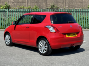 2014 Suzuki Swift 1.2 Sz4 in Red — image 2