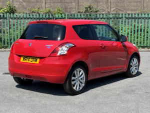2014 Suzuki Swift 1.2 Sz4 in Red — image 4