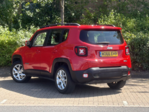 2016 Jeep Renegade 1.4 Renegade My17 Longitude 1.4 Multiair Ii 140hp in Red — image 5