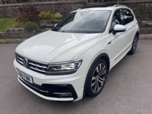2018 Volkswagen Tiguan 2.0 Tdi R-Line in White — image 4