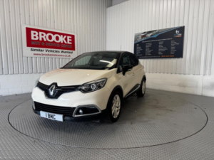 2013 Renault Captur 0.9 Tce Energy Dynamique Medianav Euro 5 (s/s) 5dr in Beige — image 6
