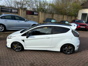 2016 Ford Fiesta 1.6t Ecoboost St-3 Euro 6 3dr in White — image 6