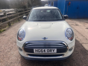 2015 MINI Hatch 1.2 One Euro 6 (s/s) 3dr in White — image 3